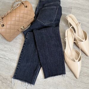 Madewell 9” High Rise Skinny Jeans Black Distressed Raw Hem 27